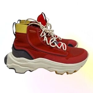 *New* Sorel Red & Grey Kinetic Breakthru Venture Sneaker, size women's 8.5